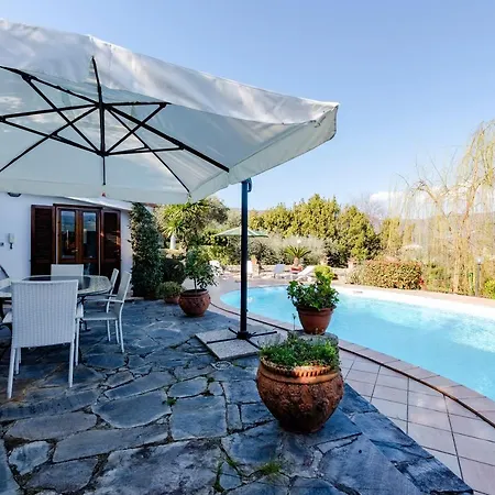 Apartment Renetta With Swimming Pool And Jacuzzi And Parking *