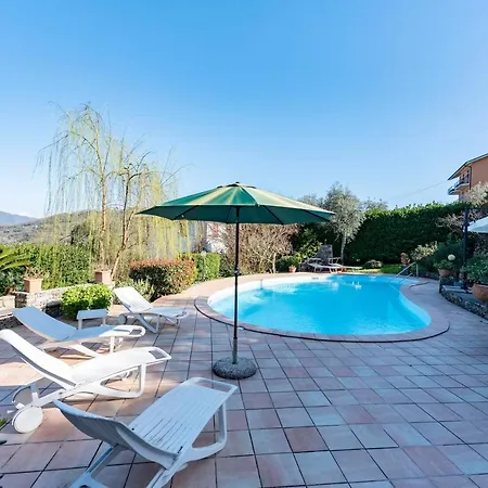 Apartment Renetta With Swimming Pool And Jacuzzi And Parking *