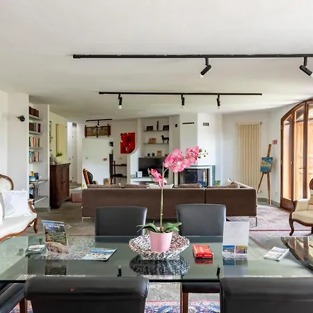 Renetta With Swimming Pool And Jacuzzi And Parking Apartment