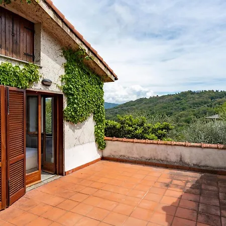 Apartment Renetta With Swimming Pool And Jacuzzi And Parking Rapallo